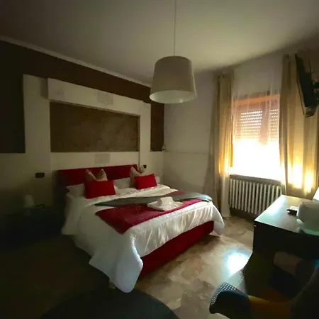 B&B Mo•Si Massa d'Albe Exterior photo